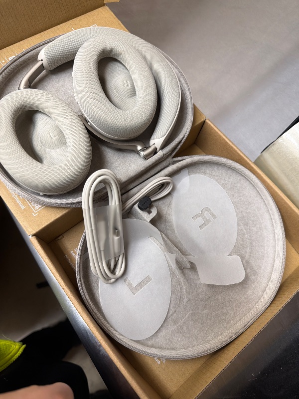 Photo 7 of Jabra Evolve3 85 Over-Ear Wireless Bluetooth Headphones