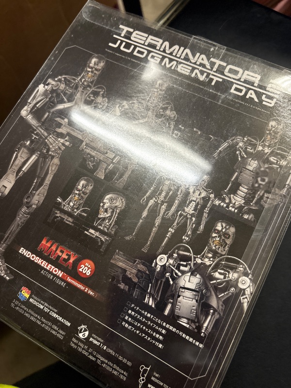 Photo 1 of Medicom Terminator 2 Endoskeleton MAFEX Action Figure