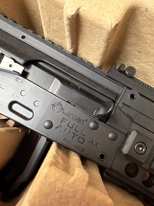Photo 1 of Crosman CAK1 Full Auto CO2 BB Rifle - 28-Round Mag - 430 FPS