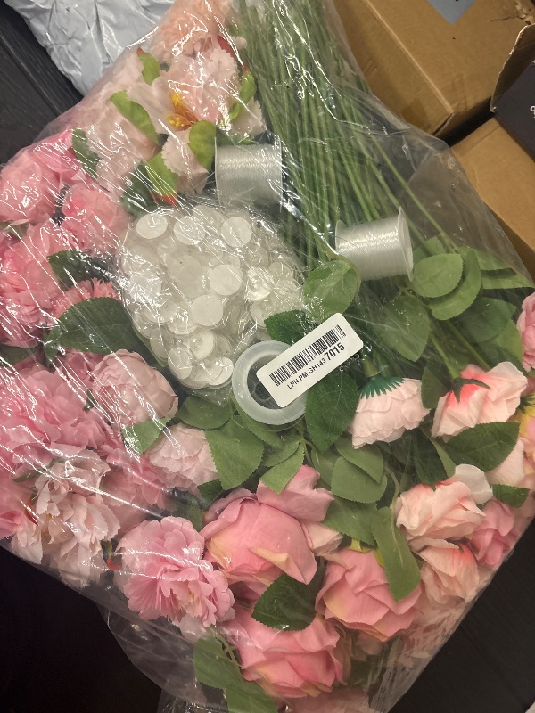 Photo 1 of Lyrow 120 Pack Pink Roses Hanging Ornaments