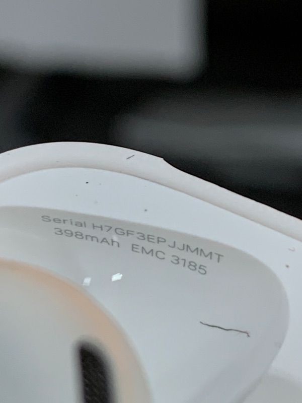 Photo 2 of Apple AirPods with Wireless Charging Case