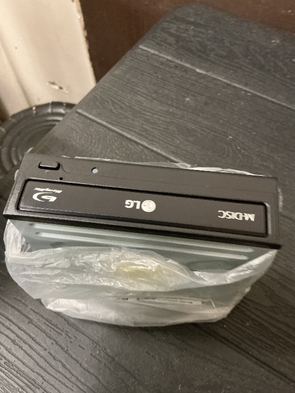Photo 1 of LG WH16NS40 16X Internal SATA Blu-ray Rewriter Drive