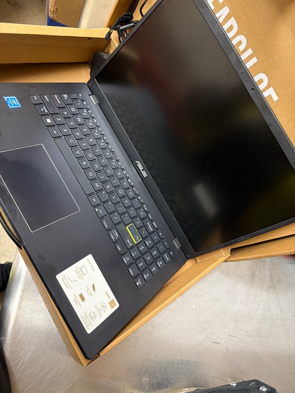 View 5 of ASUS Vivobook Go 15 L510 Laptop
