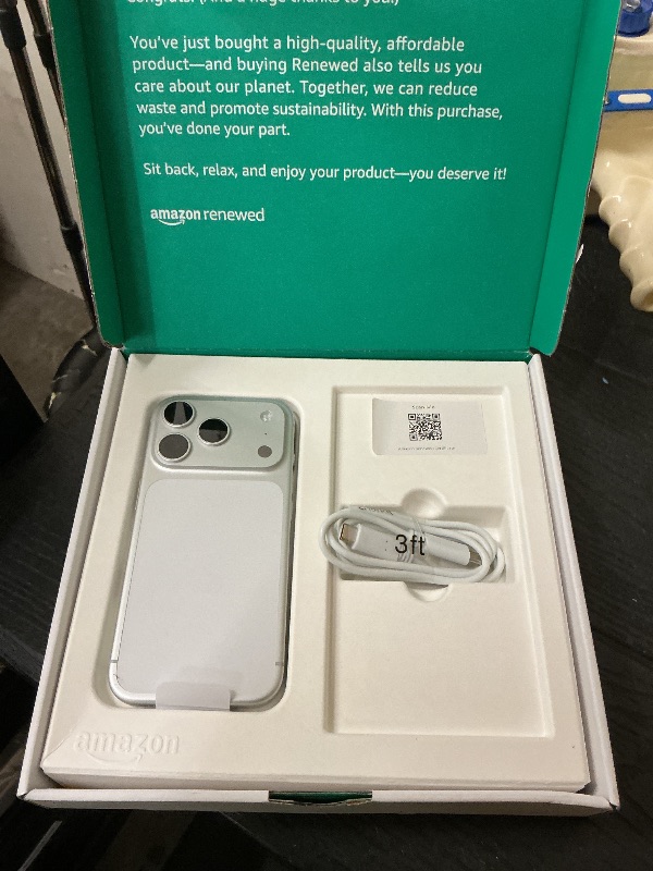 Photo 1 of Apple iPhone 17 Pro 256GB Unlocked Silver (Renewed)