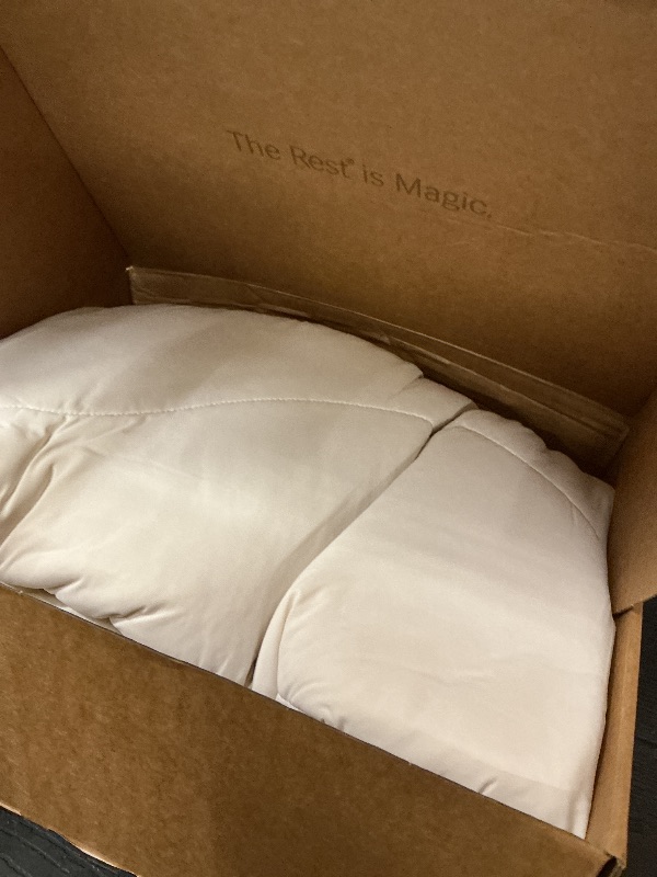 Photo 1 of REST Evercool Cooling Comforter Blanket, Full/Queen, Snow Ivory