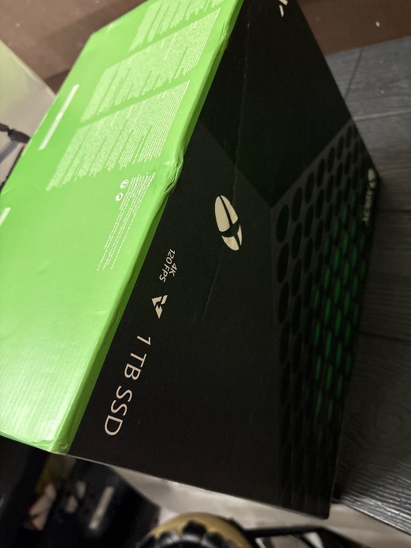 Photo 1 of XBOX SERIES 1TB