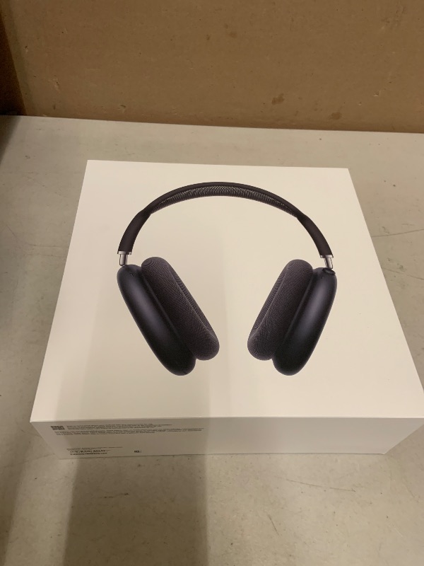 Photo 1 of Apple AirPods Max 2 Wireless Over-Ear Headphones – Midnight