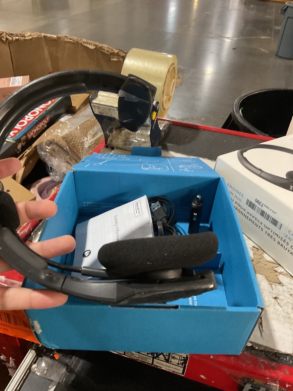 View 4 of ***MINOR DAMAGE***
BlueParrott B450-XT Bluetooth Headset