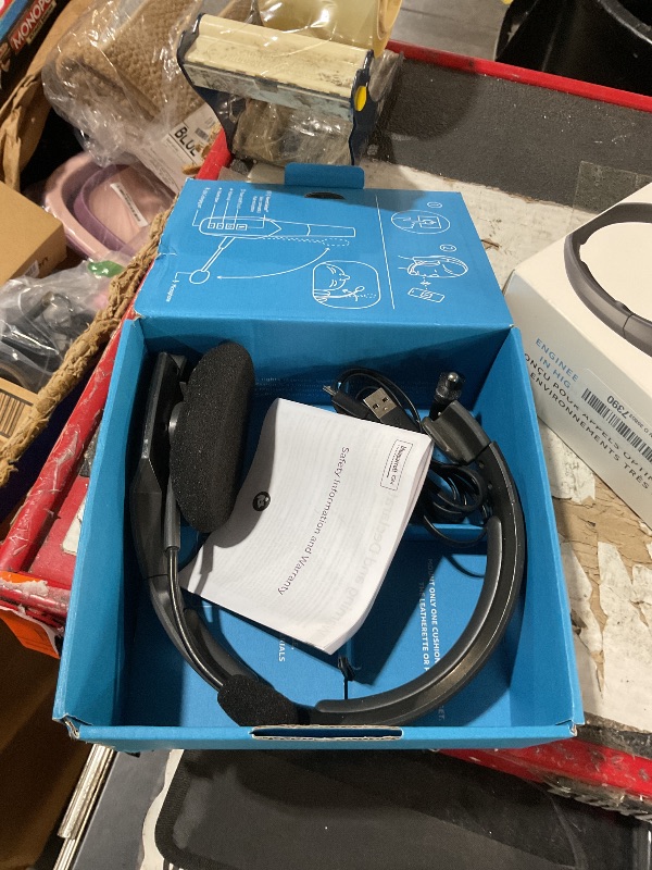 View 3 of ***MINOR DAMAGE***
BlueParrott B450-XT Bluetooth Headset