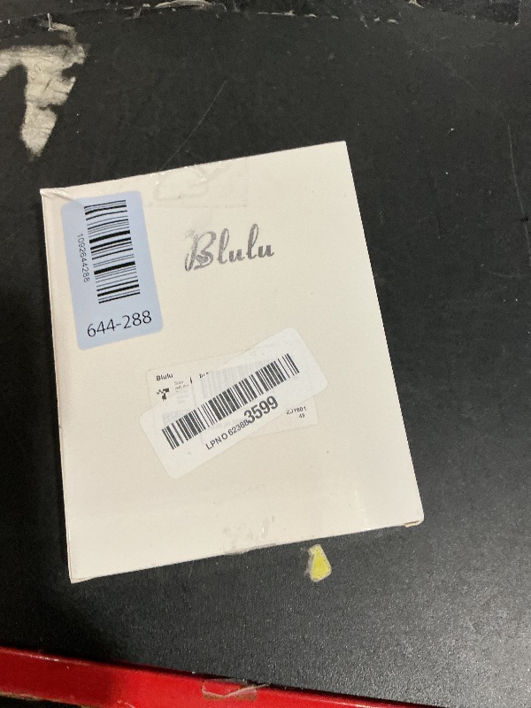 View 2 of ***FACTORY SEALED***
Blulu 3 Inch Valance Clips for Horizontal Blinds, 12 Pieces