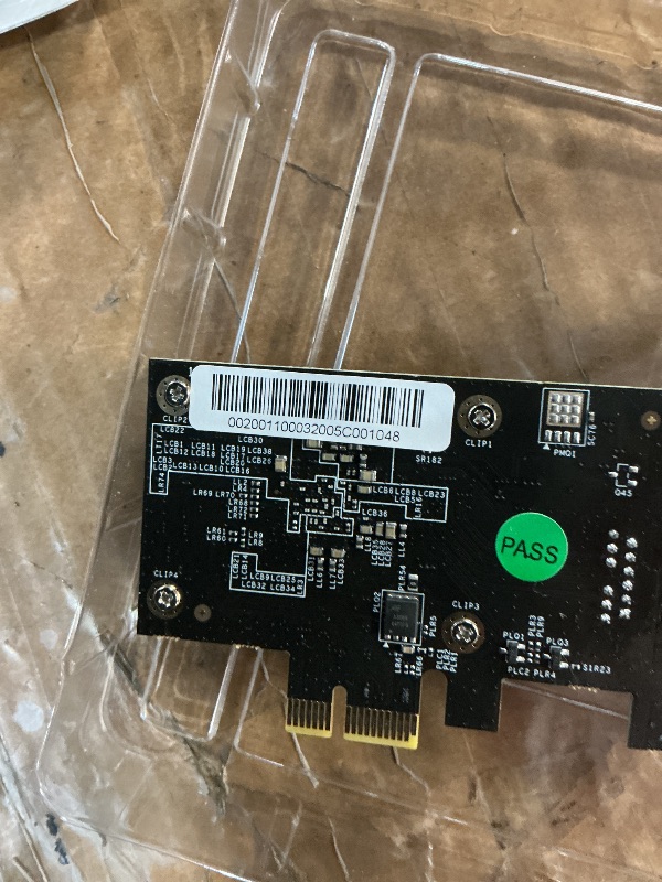 View 3 of **** missing one bracket*****
YuanLey 10G PCIe Network Card