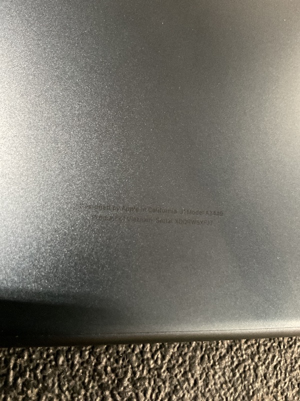 View 5 of ***DOES NOT CHARGE - UNSURE IF BAD CABLE OR OTHERWISE***
Apple MacBook Air 13-inch M5 Laptop