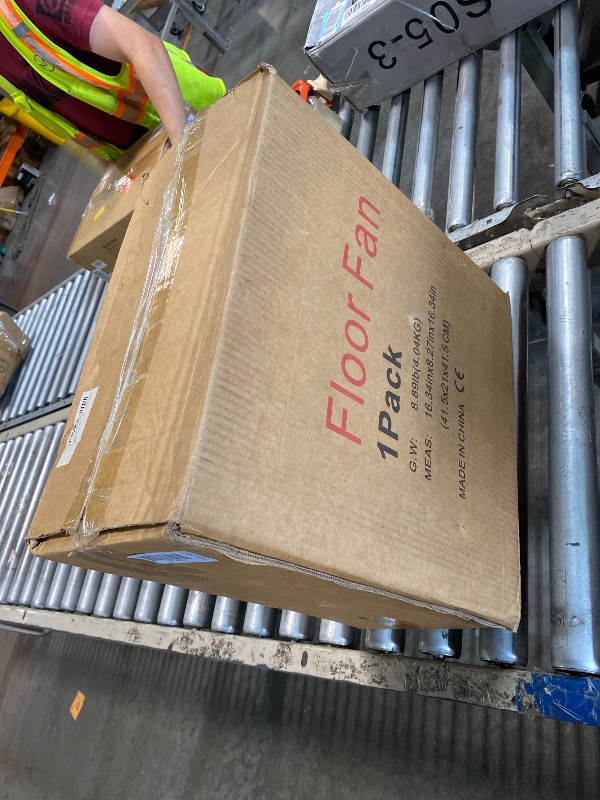 View 3 of [SOLD FOR PARTS] T-SUNUS 12" Solar Powered Floor Fan