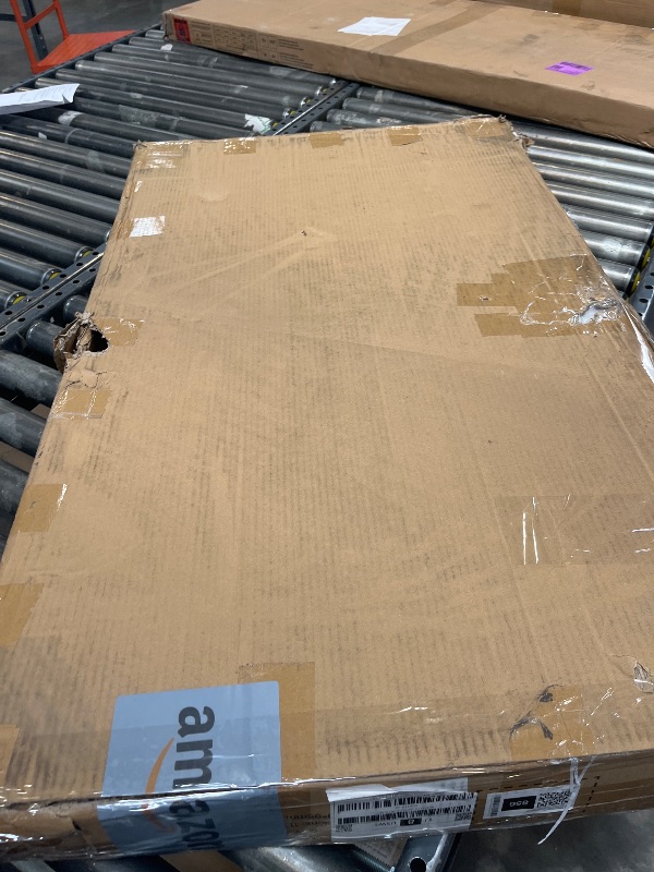 Photo 1 of VEVOR Welding Table 40" x 24" 800 lbs Capacity