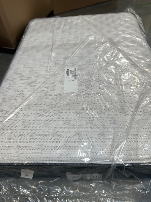 Photo 1 of Beautyrest
Silver BRS900 12" Extra Firm Full Mattress