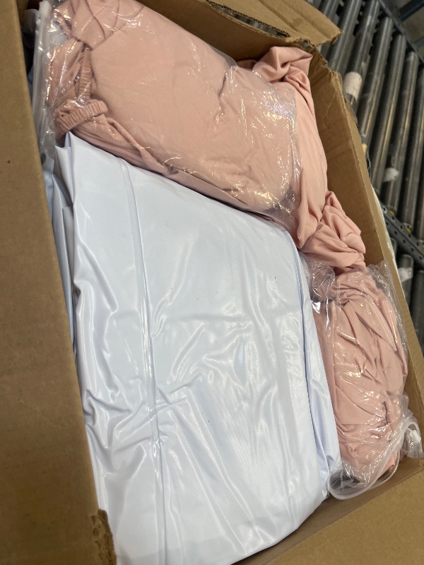 View 2 of Windyun 8-Count Kids Air Mattress Set with Fitted Sheet, Pink