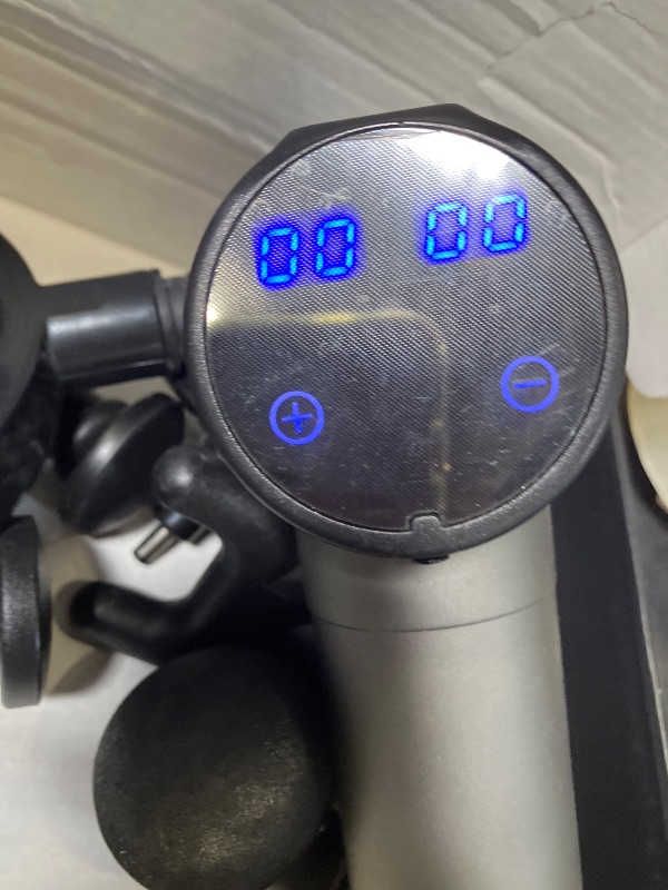 Photo 1 of Beyn Hot and Cold Massager Gun