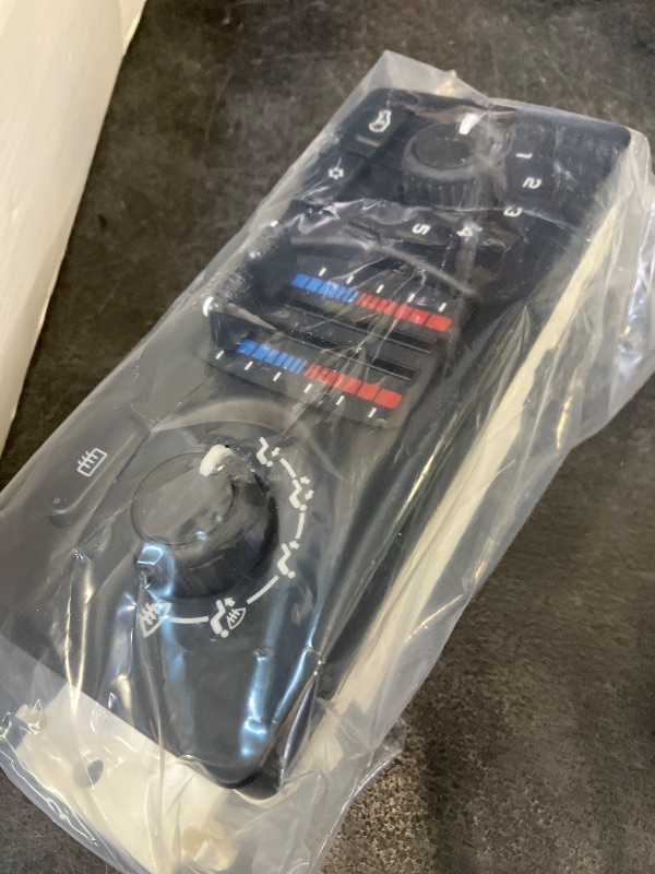 View 3 of FENGCHUNS 599-210XD AC Control Module Heater HVAC Panel