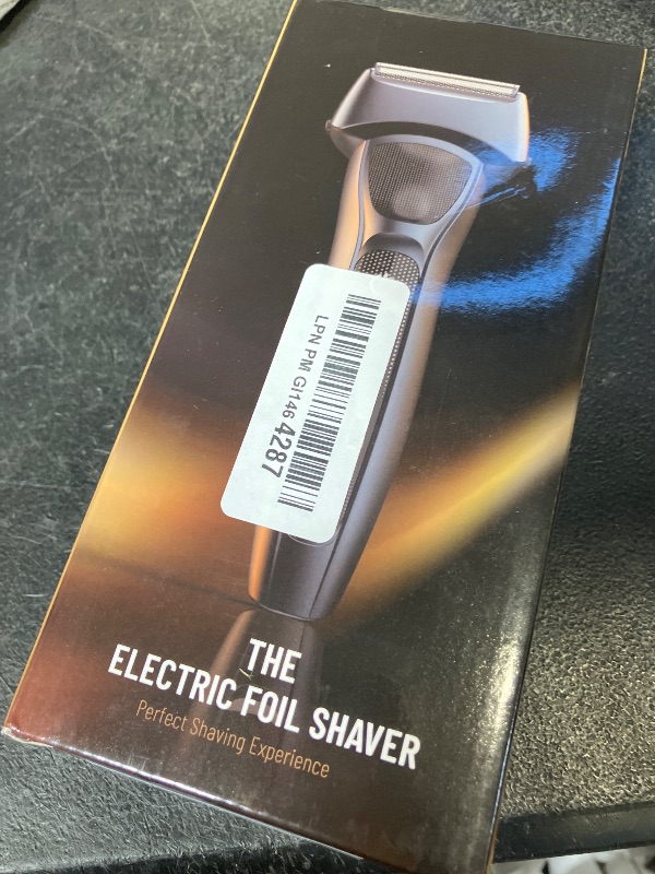 View 2 of Fndna Foil Shaver for Men
