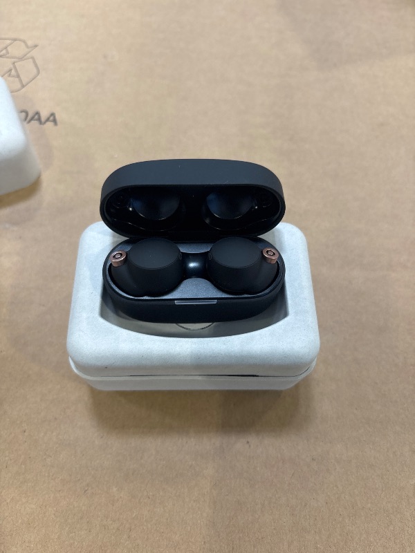 View 3 of Sony WF-1000XM4 Wireless Noise Canceling Earbuds