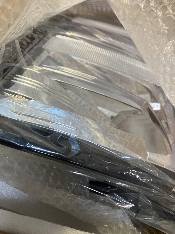 View 4 of CLERYYE Tail Light Assembly Pair for Silverado 07-14