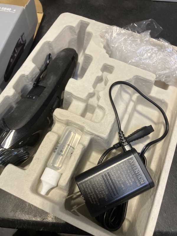 View 3 of Panasonic ER-SB40-K Beard Trimmer