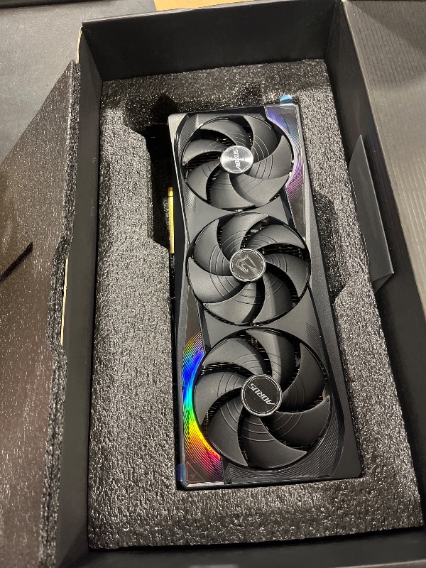 View 5 of GIGABYTE AORUS GeForce RTX 5090 Master 32G Graphics Card