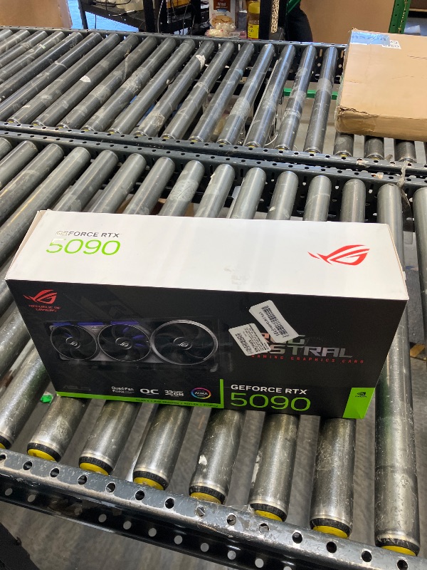 Photo 1 of ASUS ROG Astral GeForce RTX 5090 32GB GDDR7 OC Gaming Graphics Card