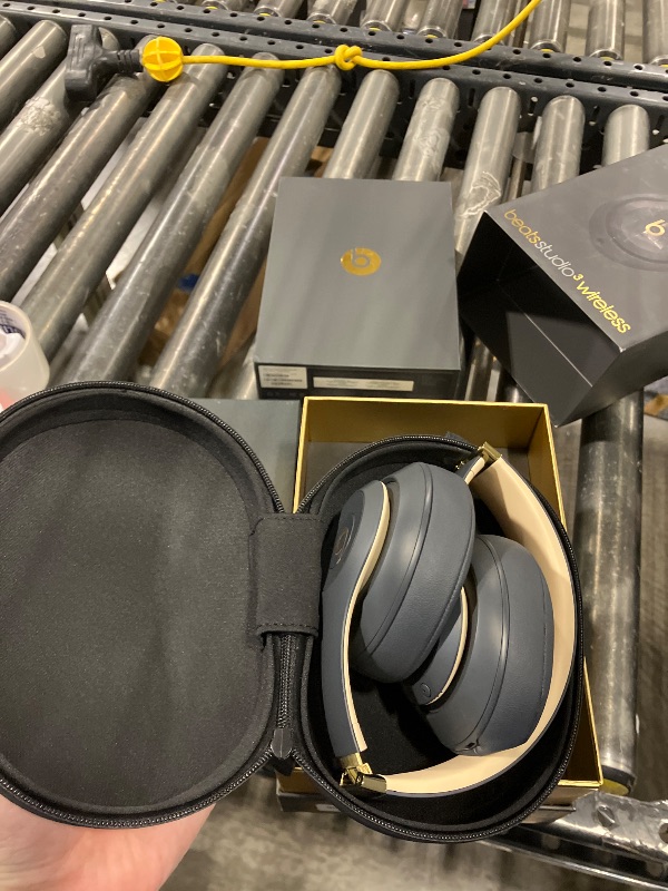 Photo 1 of Beats Studio3 Wireless Over-Ear Headphones - Shadow Gray