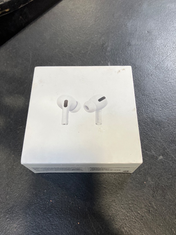View 2 of Apple AirPods Pro (1st Gen) MagSafe Charging Case