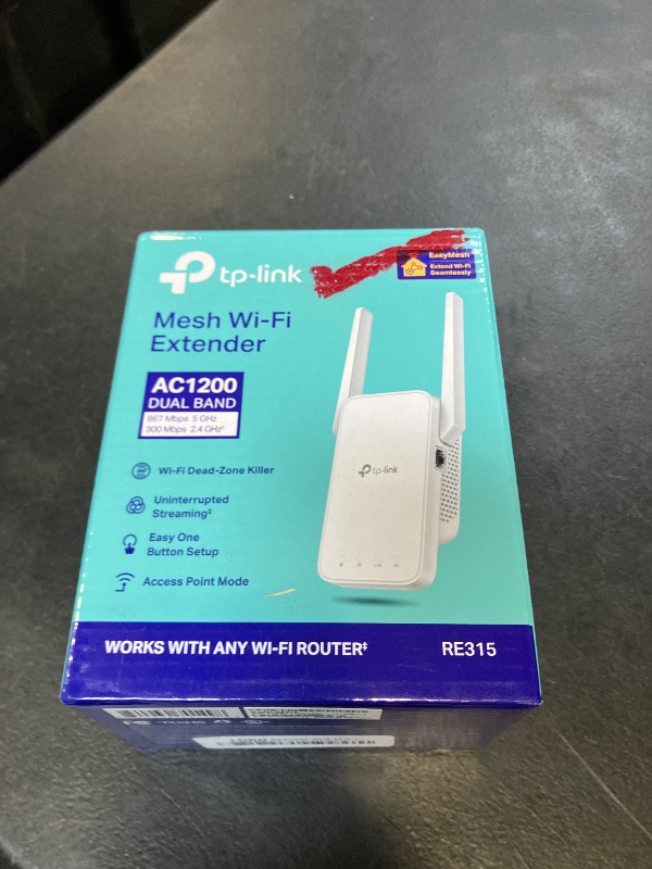 View 2 of TP-Link AC1200 WiFi Extender Dual Band 5GHz/2.4GHz (RE315)