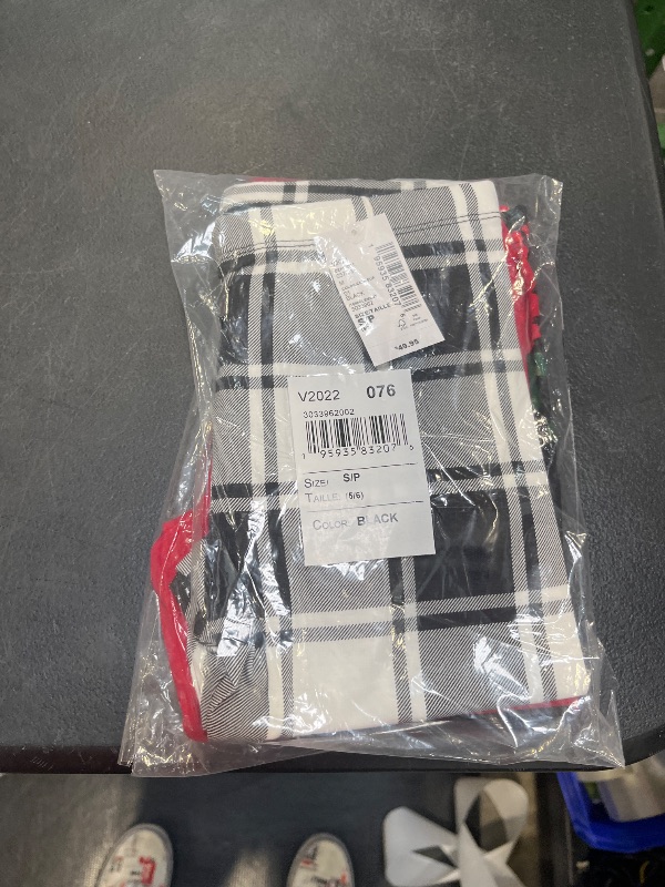 Photo 1 of The Children's Place,Fashion Leggings,3 Pack,Black Roses/Rose Parade/Plaid,Small (5/6)