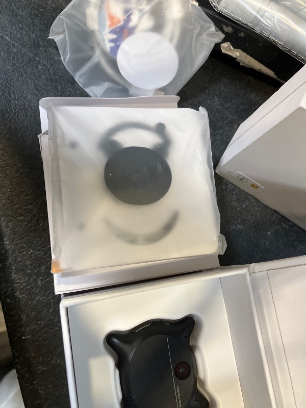 Photo 1 of Looki L1 AI Multimodal Wearable for Life, 32g Lightweight Hands-Free Action Lifelogging Device with 1080P Video, 3 Mics, AI Vlogs & Comics, Proactive Intelligence, 32GB Privacy-First Storage (Black)