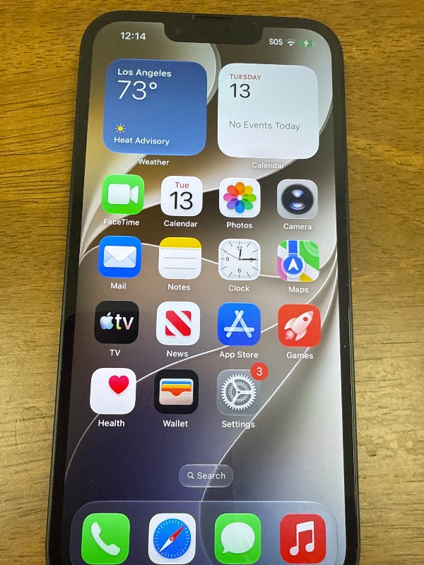 Photo 1 of Apple iPhone 16e 128GB Black Unlocked
