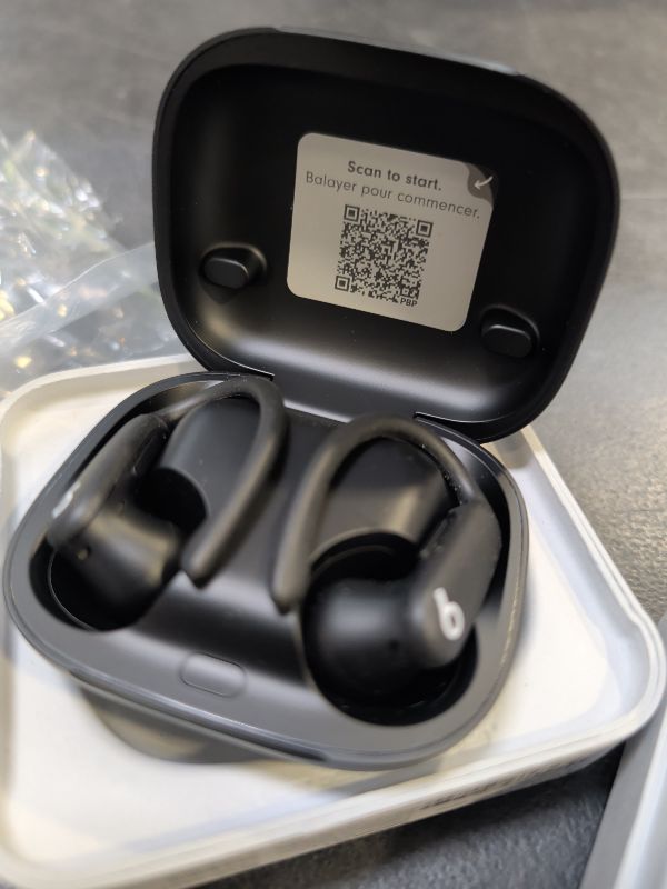 Photo 1 of Beats Powerbeats Pro 2 Wireless Earbuds