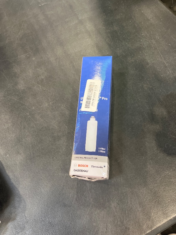 Photo 1 of Bosch 11032531 UltraClarity Pro Water Filter Cartridge