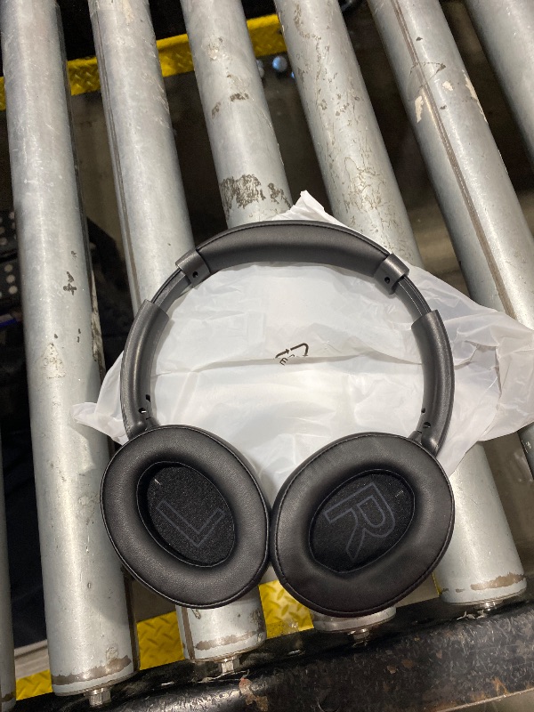 View 4 of MMWOWARTS Bluetooth Over-Ear Headphones