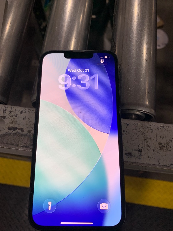 View 2 of Apple iPhone 14 128GB Midnight Unlocked