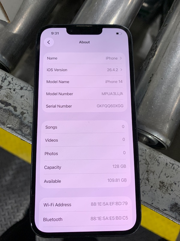 View 3 of Apple iPhone 14 128GB Midnight Unlocked