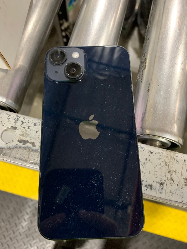 View 5 of Apple iPhone 14 128GB Midnight Unlocked