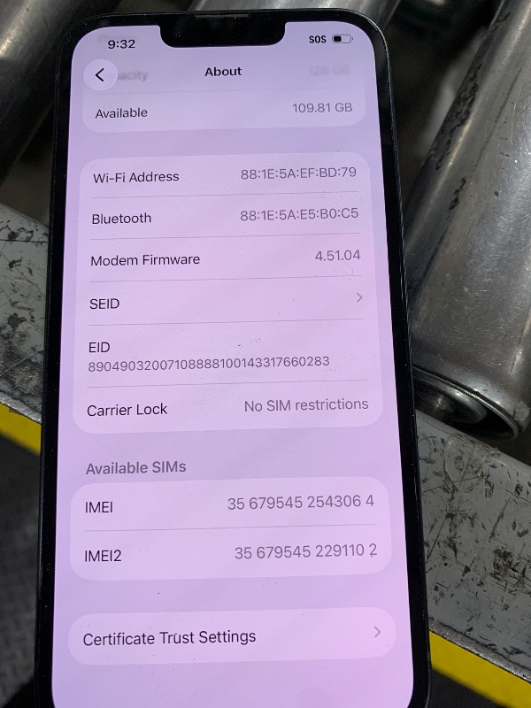 View 4 of Apple iPhone 14 128GB Midnight Unlocked