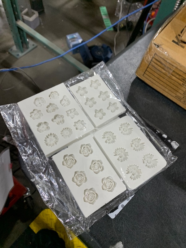 View 2 of JJzxwish 4-Piece Flower Silicone Fondant Molds