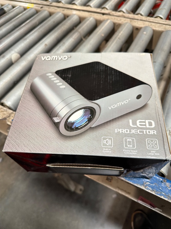 View 2 of [DAMAGED] Vamvo Native 1080P Mini Projector