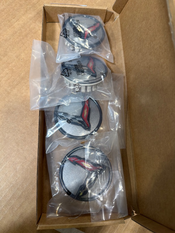 View 3 of [DAMAGED] LHBAOLUO C8 Corvette Wheel Center Caps Set