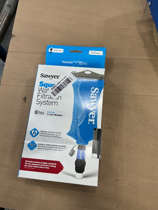 Photo 1 of Sawyer Squeeze Water Filtration System with 2L Bladder, Blue