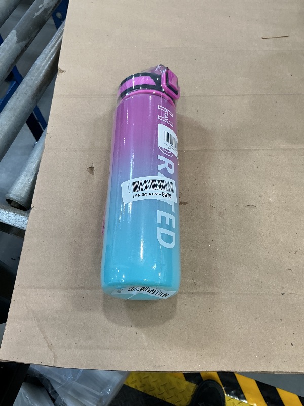 Photo 1 of QLUR 32oz Water Bottle with Straw