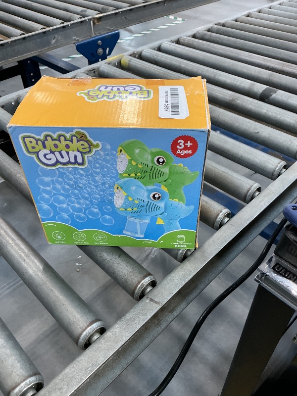 Photo 1 of Yunaking Dinosaur Bubble Gun 2 Pack