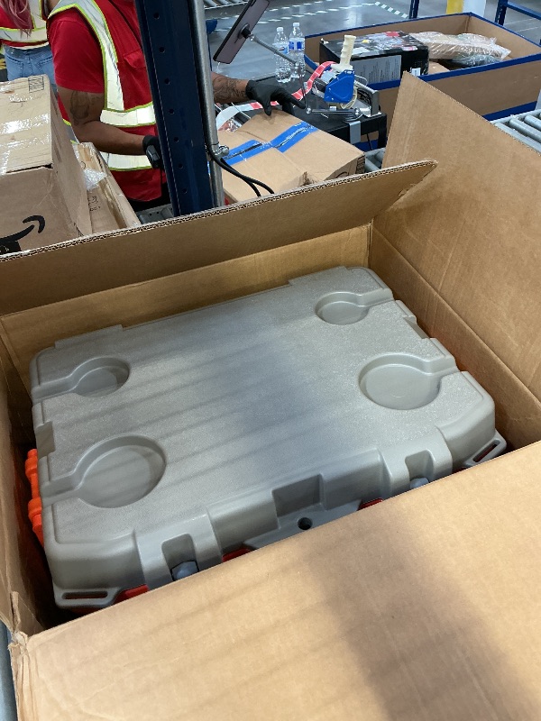 View 2 of SEE NOTES AND PICTURES …….Igloo Trailmate 52 Qt Roller Cooler