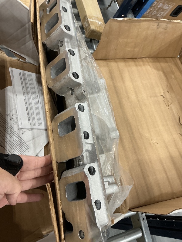 Photo 1 of Edelbrock 7105 Performer Intake Manifold