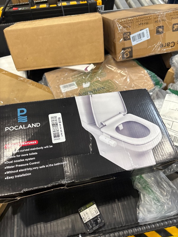 Photo 1 of POCALAND Ultra-Slim Bidet Attachment
